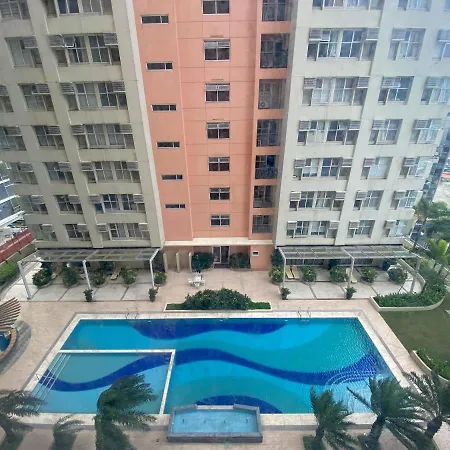Deluxe Room W/ Pool & Billiards